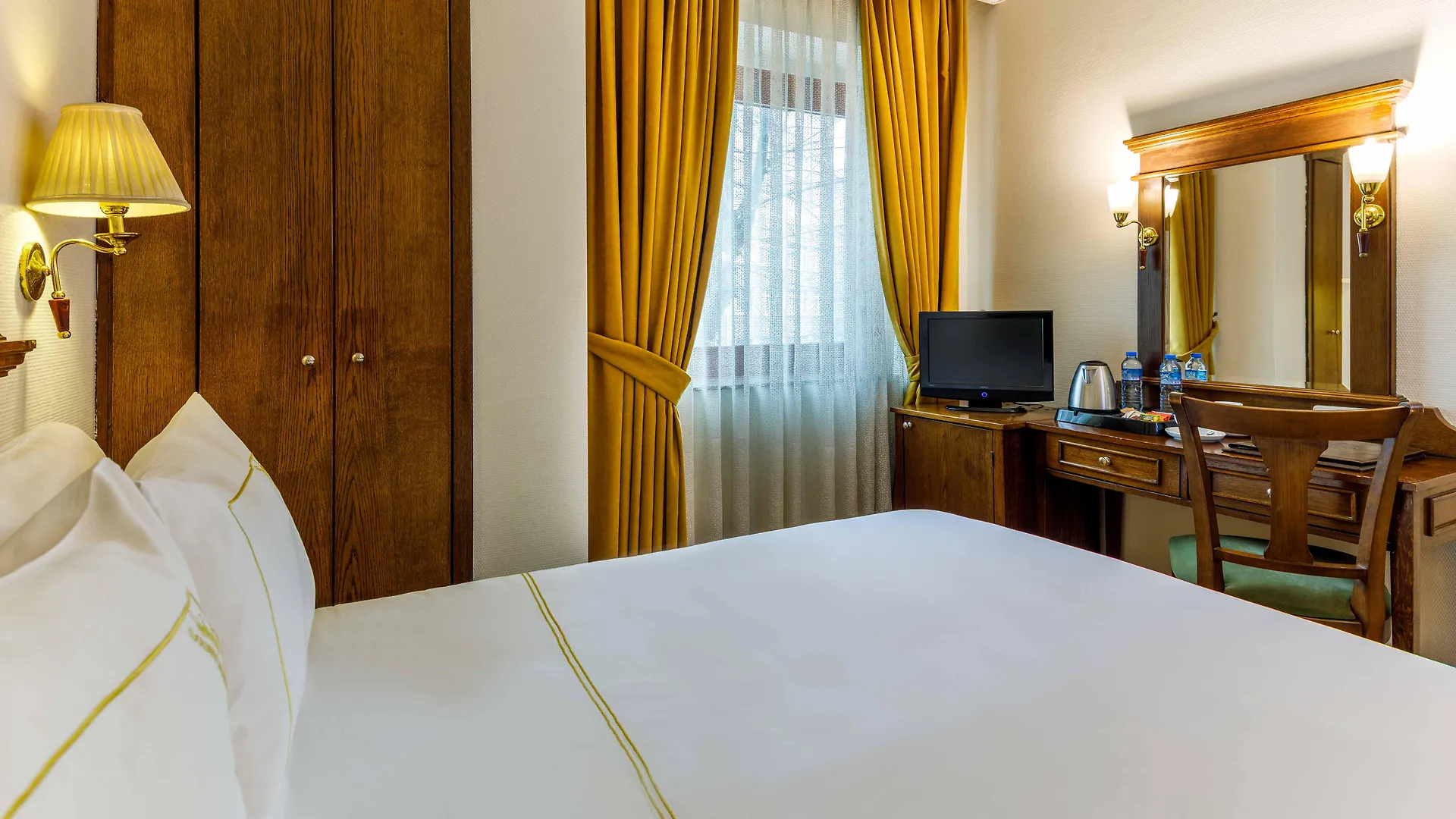 Golden Crown Hotel Istanbul Turkey