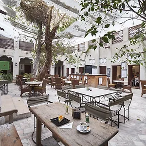 https://xva-art-hotel.dubaihotelsoffers.com