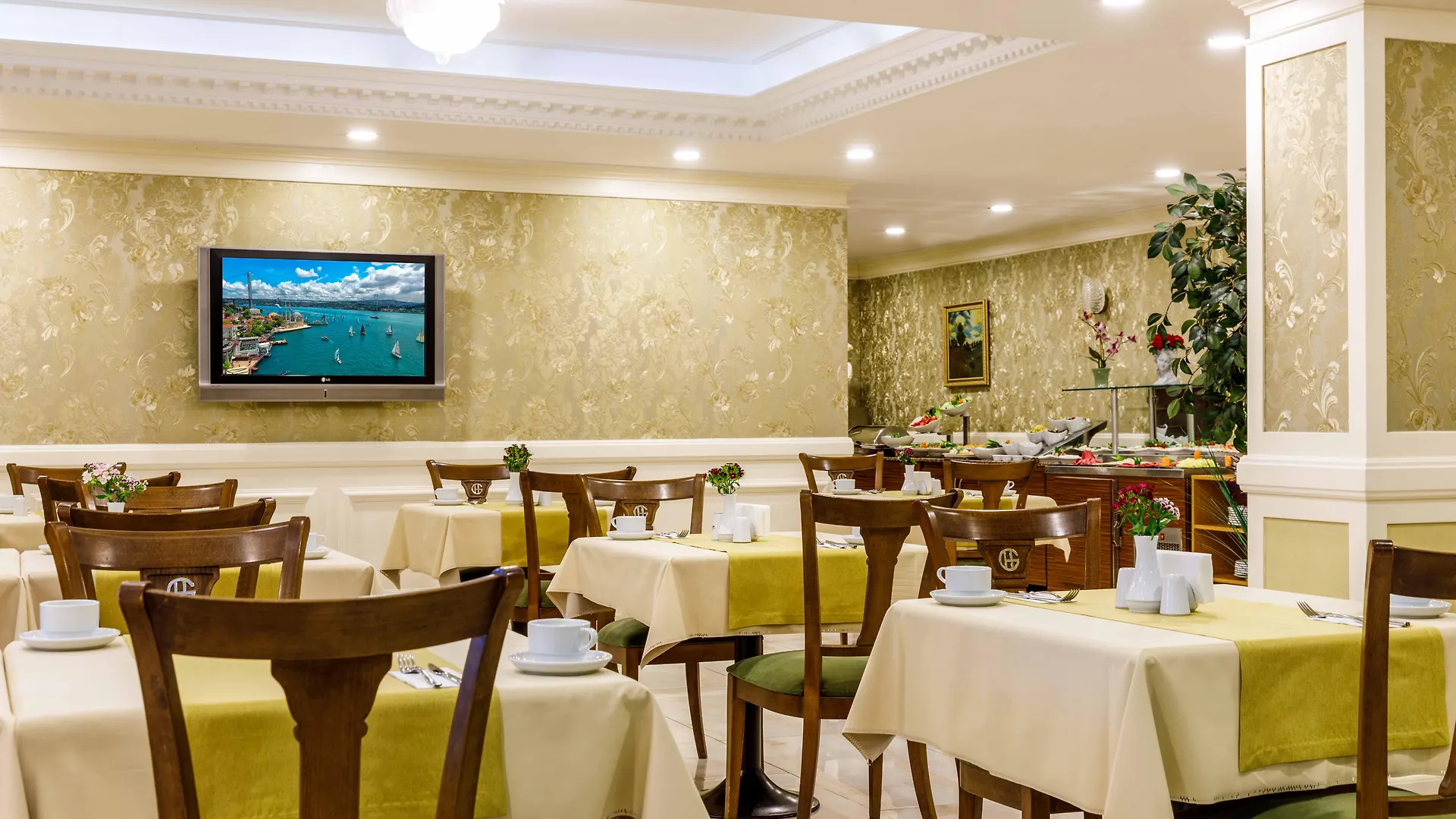 Golden Crown Hotel Стамбул