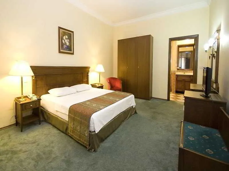 Golden Crown Hotel Стамбул